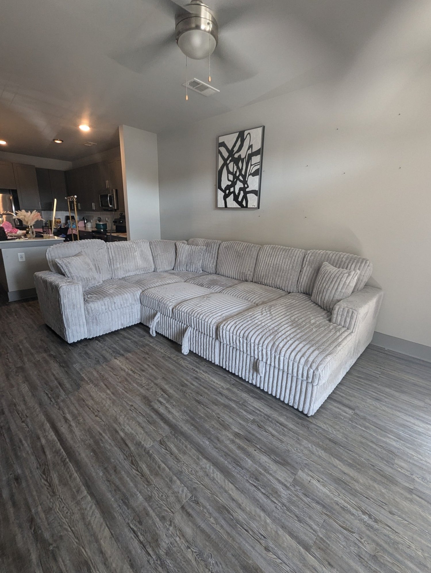 Oversized Sleeper Sectional w Phone Charger - LDH Furniture