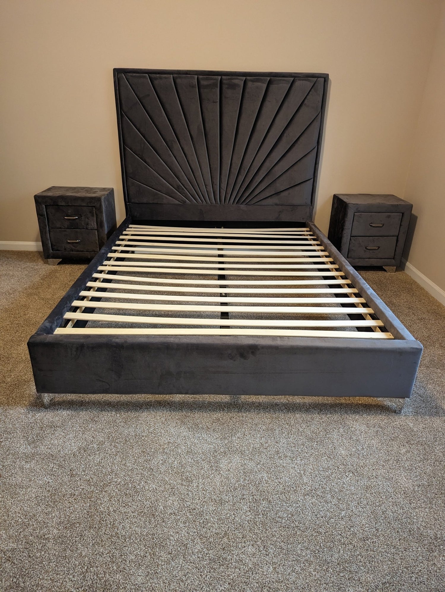 Eclipse Modern Velvet Platform Bed - LDH Furniture